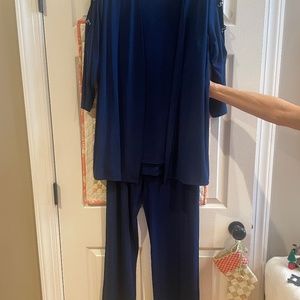 Chico's Travelers 3 Piece Outfit Indigo Size 2 and 3 Excellent condition